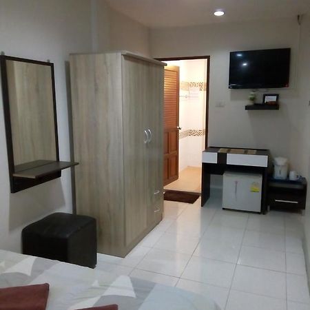 Living Room Guesthouse & Cafe Bar Karon Exterior foto