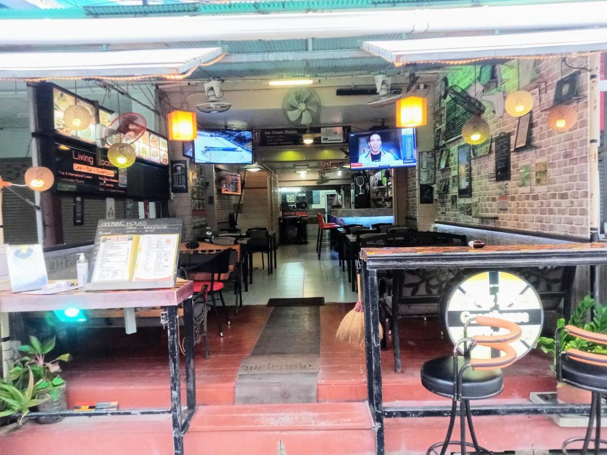 Living Room Guesthouse & Cafe Bar Karon Exterior foto